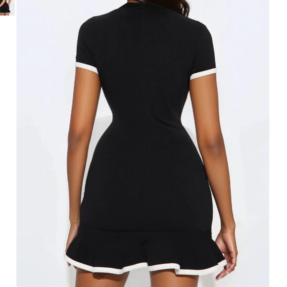 Set The Bar Short Sleeve Mini Dress NWT - Picture 2 of 3